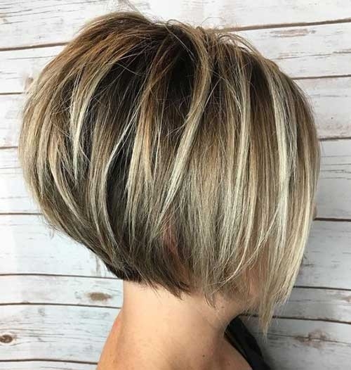 Highlighted Short Hair Bob