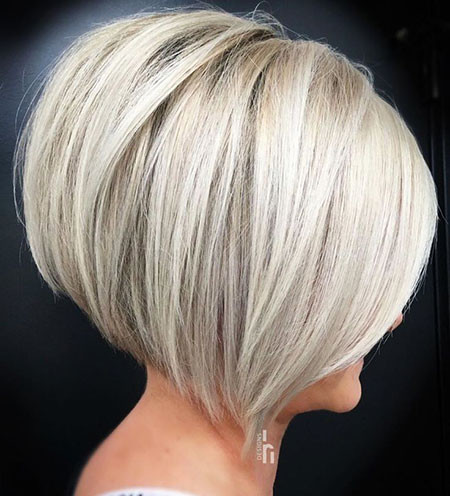 Short Stacked Bob 1