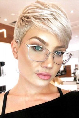 36 pixie cut with side swept bangs
