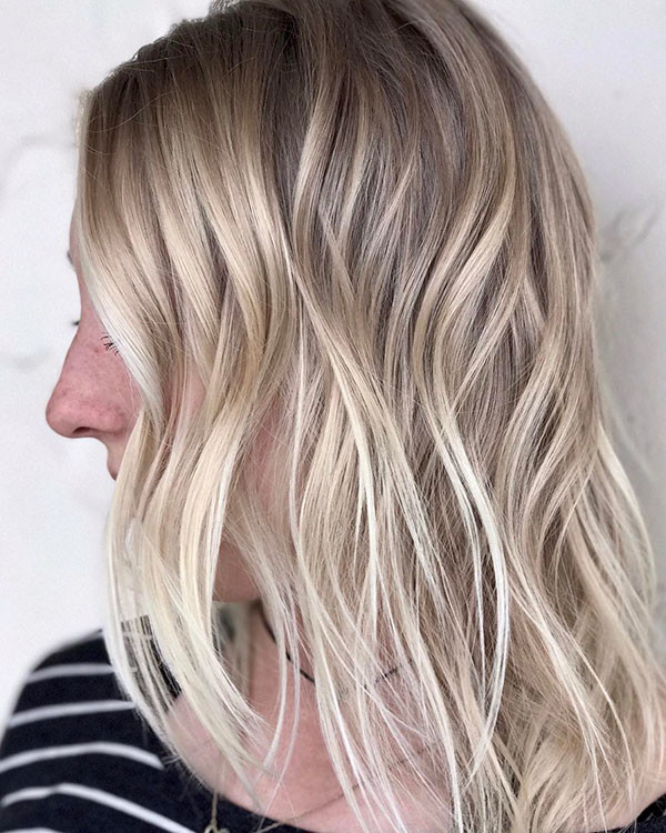 Medium Wavy Bob
