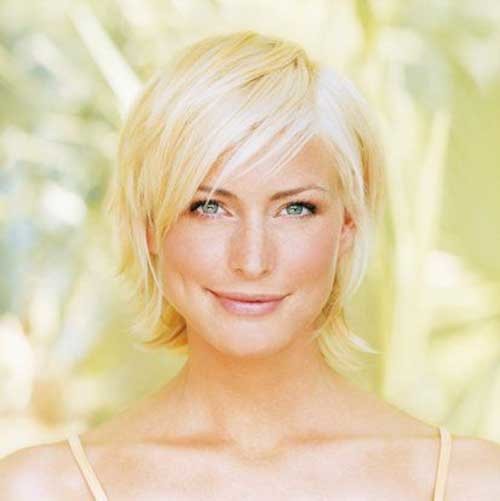 Shinny Blonde Bob Hairdo for Fine Hair