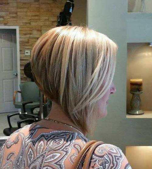 Short Inverted Bob 1