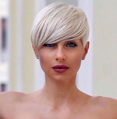 Short Layered Hairstyle