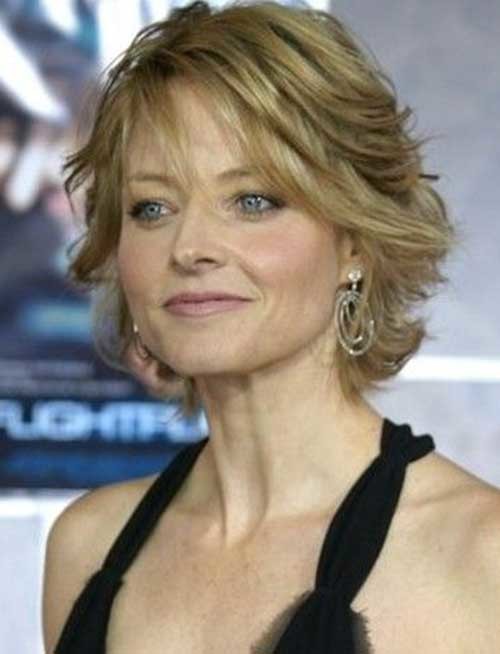 10.Short Haircut For Over 50