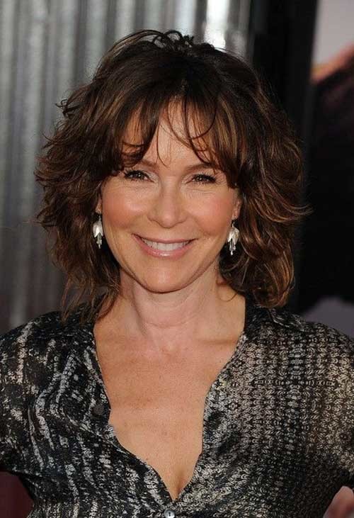 12.Short Haircut For Over 50