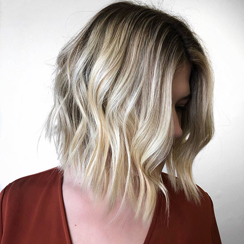 38 blonde highlights bob
