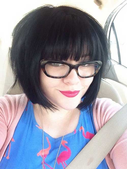 Cutest Short Dark Cut with Bangs for Thick Hair
