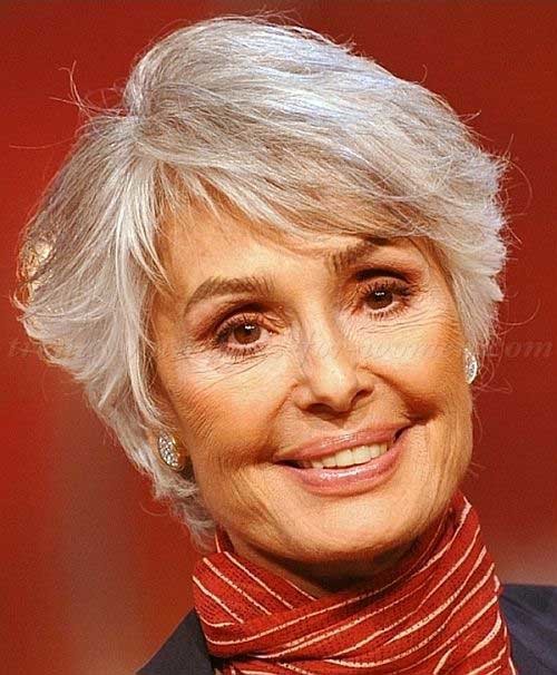 Layered Short Cut Hairdo Women Over 50