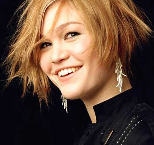 Round Face Choppy Short Bob Cut