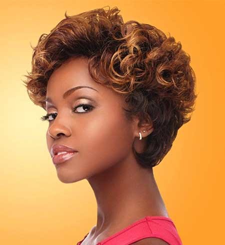 Short Curly Hairdo with Inverted Edgy Ends
