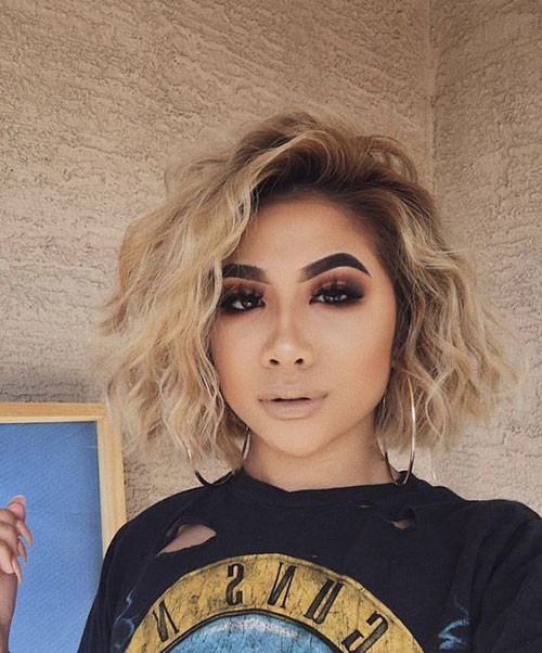 Wavy Curly Bob