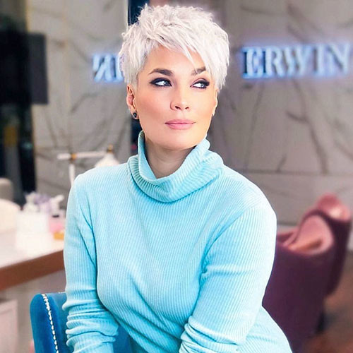 Women’s Pixie Cut