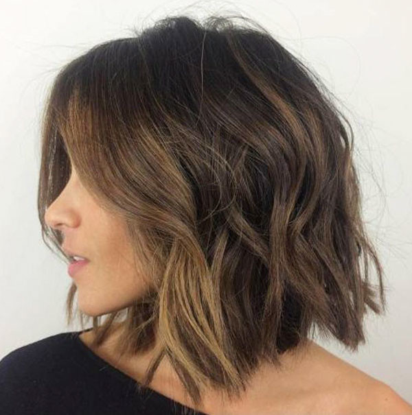 23 short haircuts for thick wavy hair