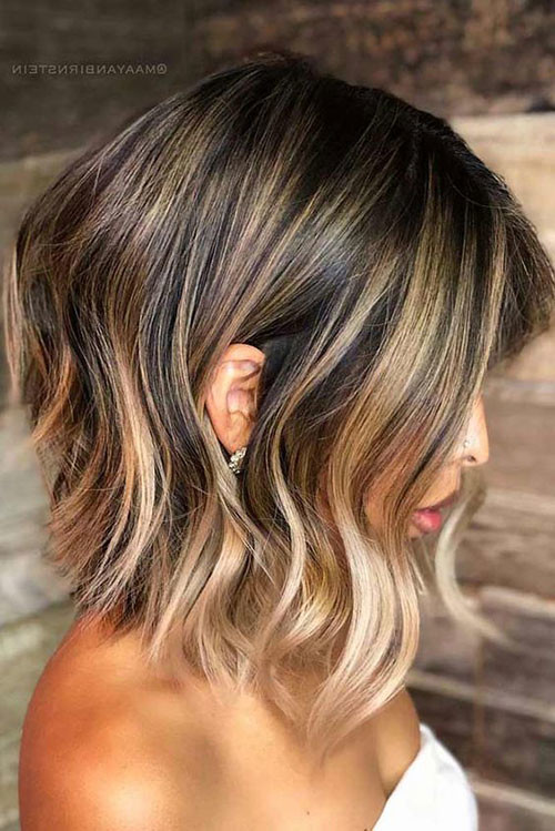 Angled Wavy Bob Style
