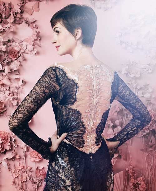 Anne Hathaway short hair 2019