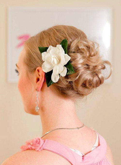 Beautiful wedding hairstyles for short hair