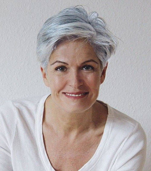 Best Short Haircut for Women Over 50