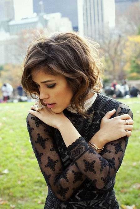 Cute Short Wavy Bob for Girls