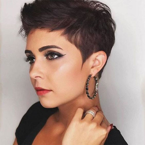 Hot Short Haircut for Ladies
