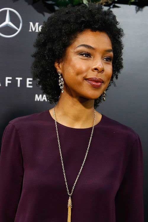 Latest Curly Short Hairstyles 16