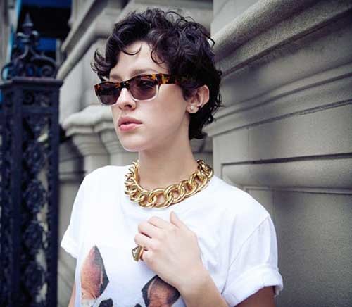Latest Curly Short Hairstyles 20