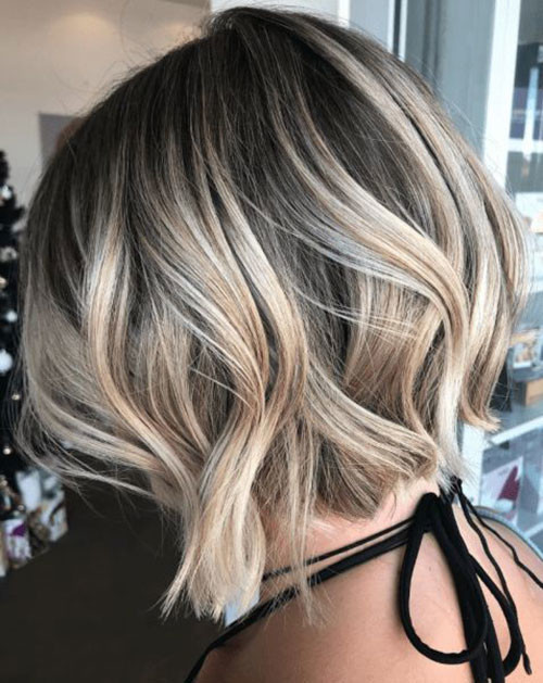 Short Hair Winter 2019 Hair Color Trend