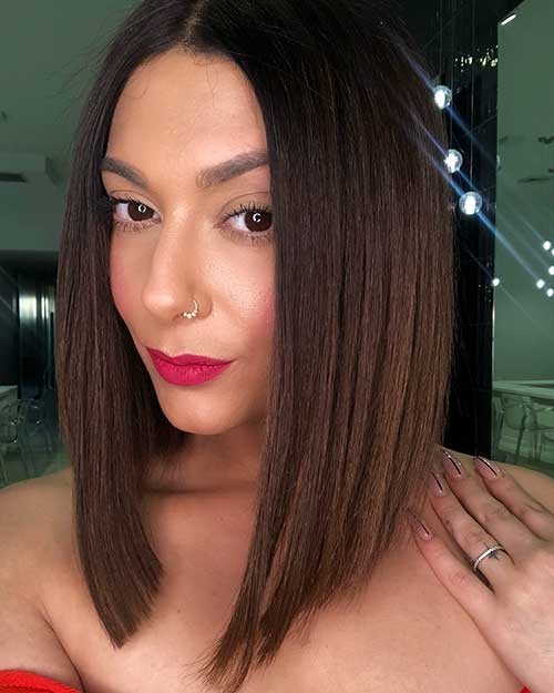Short Hairstyles For Thick Hair 1