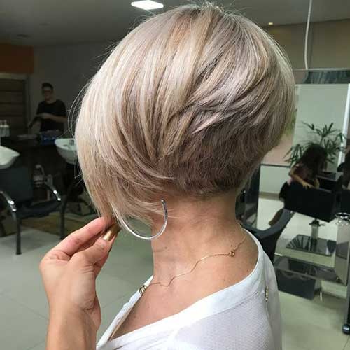 Short Layered Haircut Thick Hair