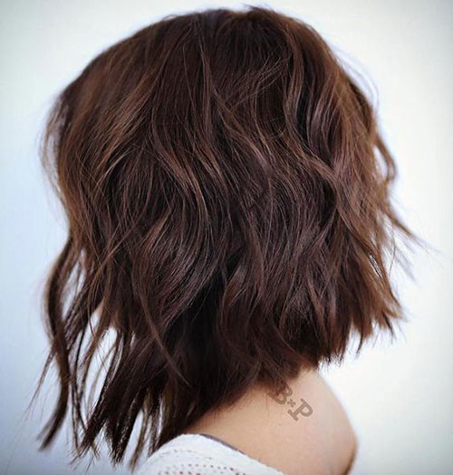 Short Line Haircut for Wavy Hair