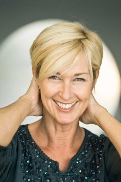 Short Straight Hair with Bangs for Older Women Fine Hair