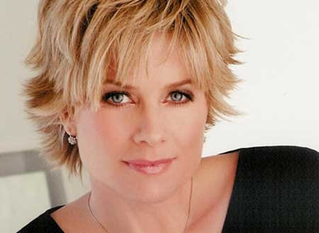 Short Thick Blonde Layered Hairstyle