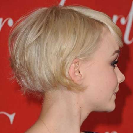 Short Voluminous Straight Line Bob
