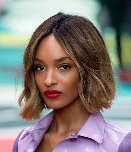 Short Wavy Straight Line Style