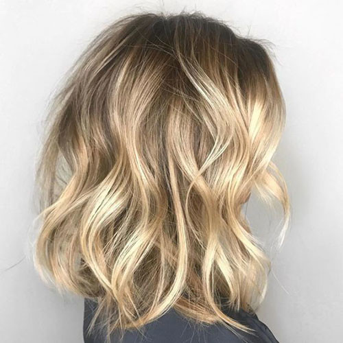 Soft Wavy Hairstyle