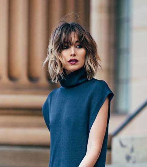 Trendy Short Bob for Women