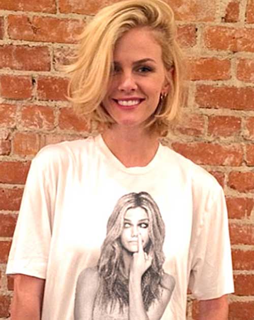 Brooklyn Decker’s Untidy Bob Hairstyle
