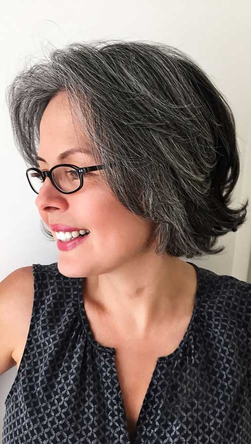 Casual Short Hair Cut Over 50