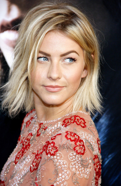 Julianne Hough 2019 Short Hairstyles Bob