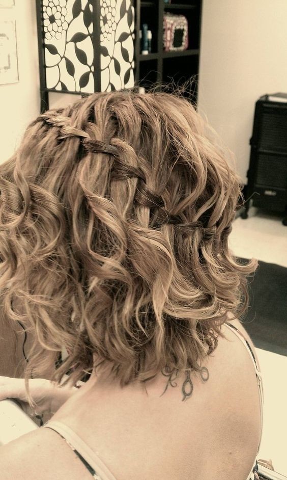 Side Indented Back Flipped Braid