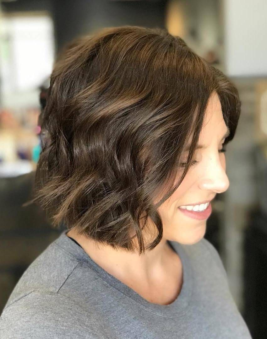 Textured Wavy Mid Length Haircut 1