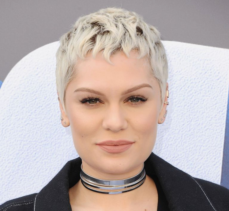 Uneven Fringe Short Haircut