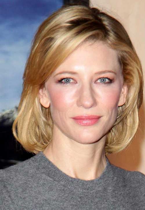 Fine Short Straight Hairdo for Women Over 40