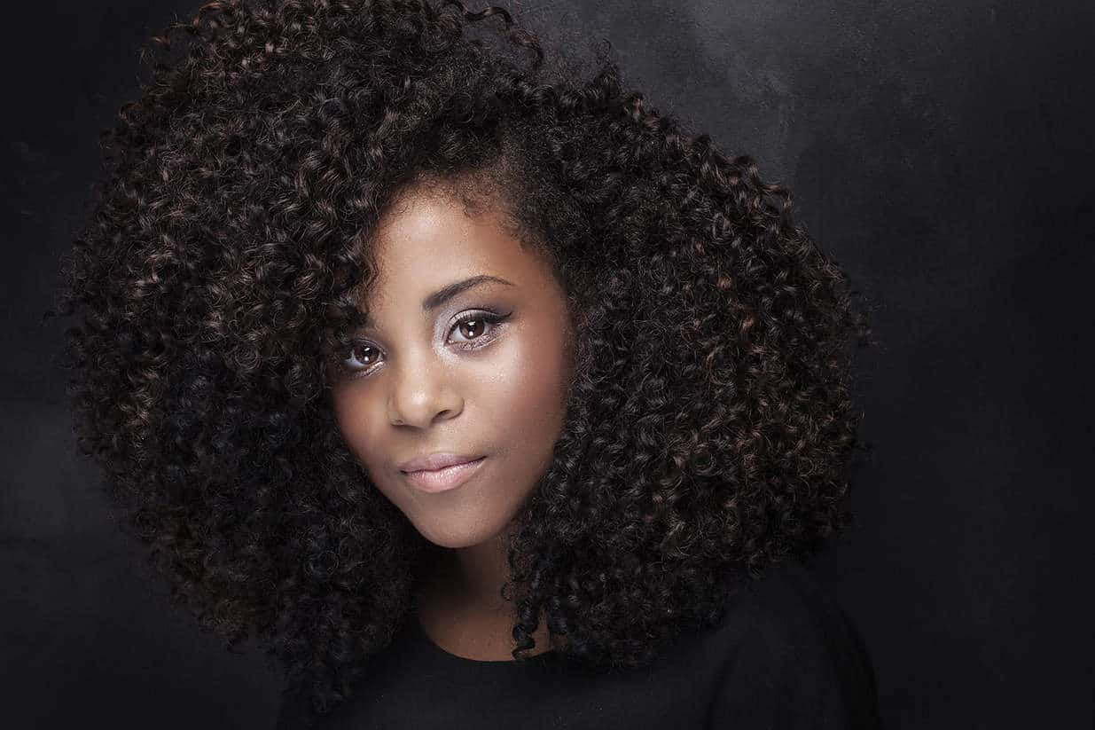 Over Voluminous Twisty Wavy Short Hair