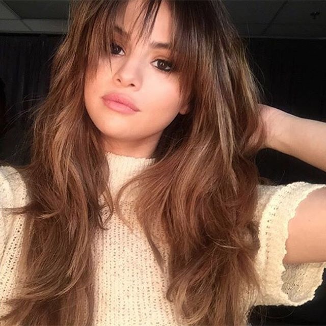 Rounded Edges And Bangs