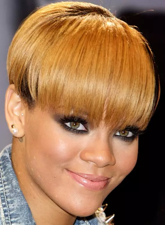 Bowed Out Bangs