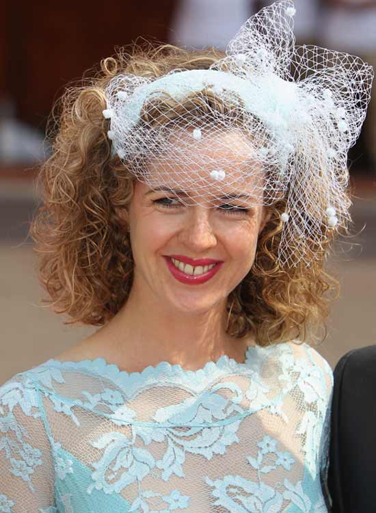 Classic Voluminous Curls