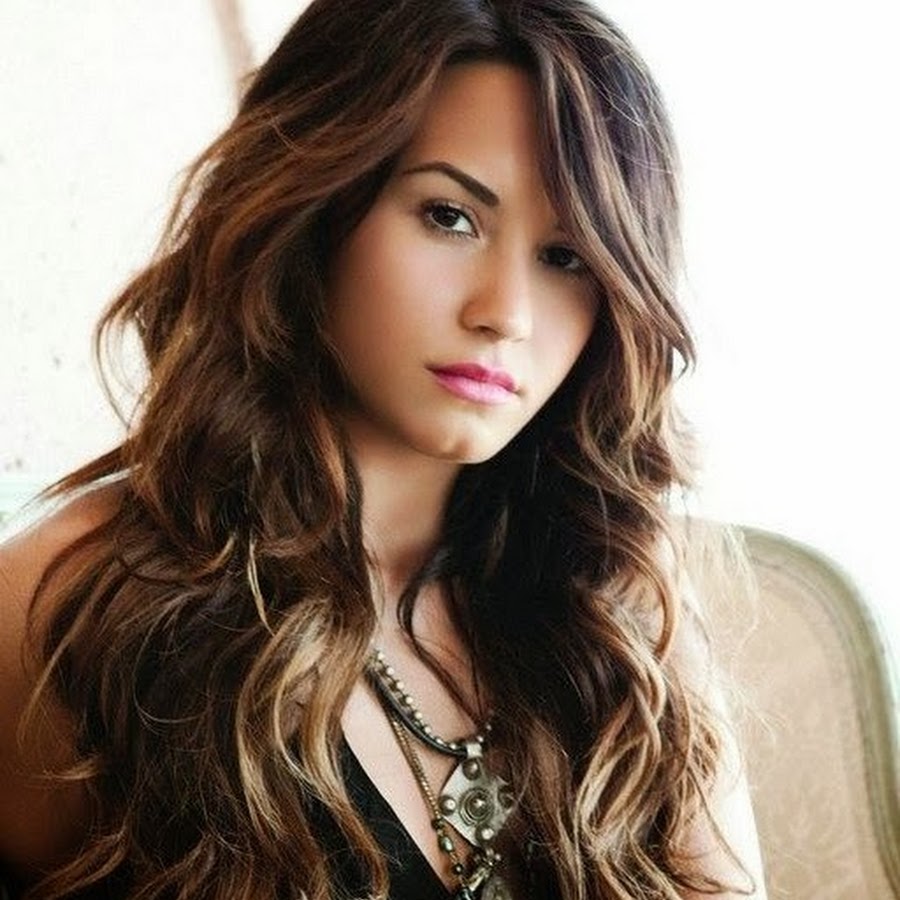 Creative hairstyle with hair mass for your desired looks in fall