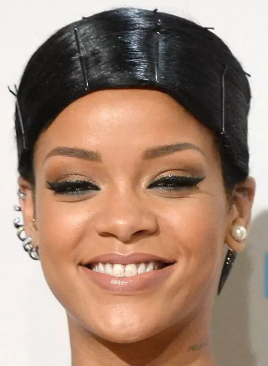 Headband Hairdo