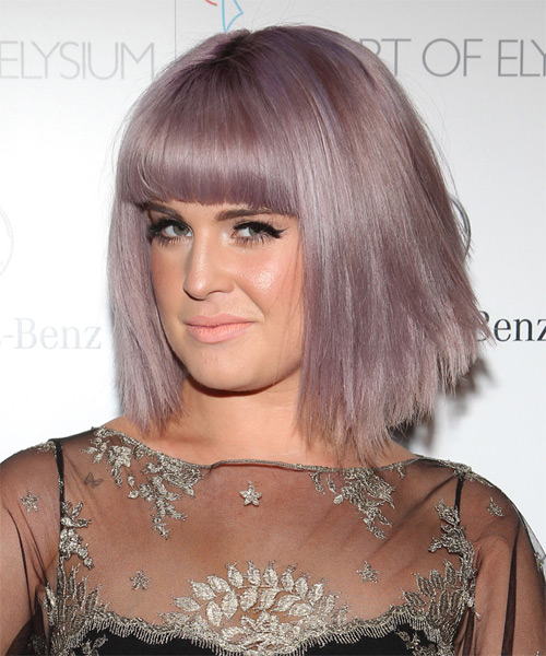 Kelly Osbourne Medium Straight Bob Hairstyle