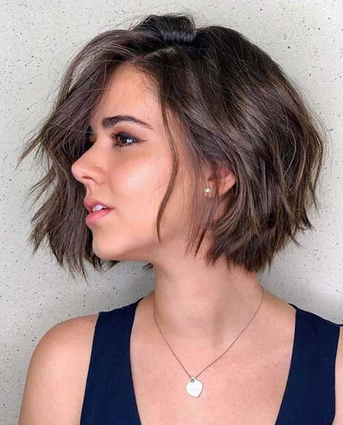 Short Bob Cuts for Stylish Ladies 4